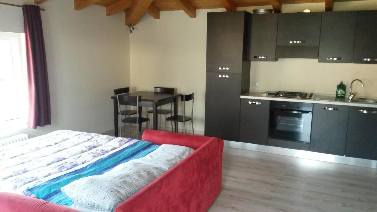 B&B " Guzzi - Inn " Mandello del Lario Exterior photo